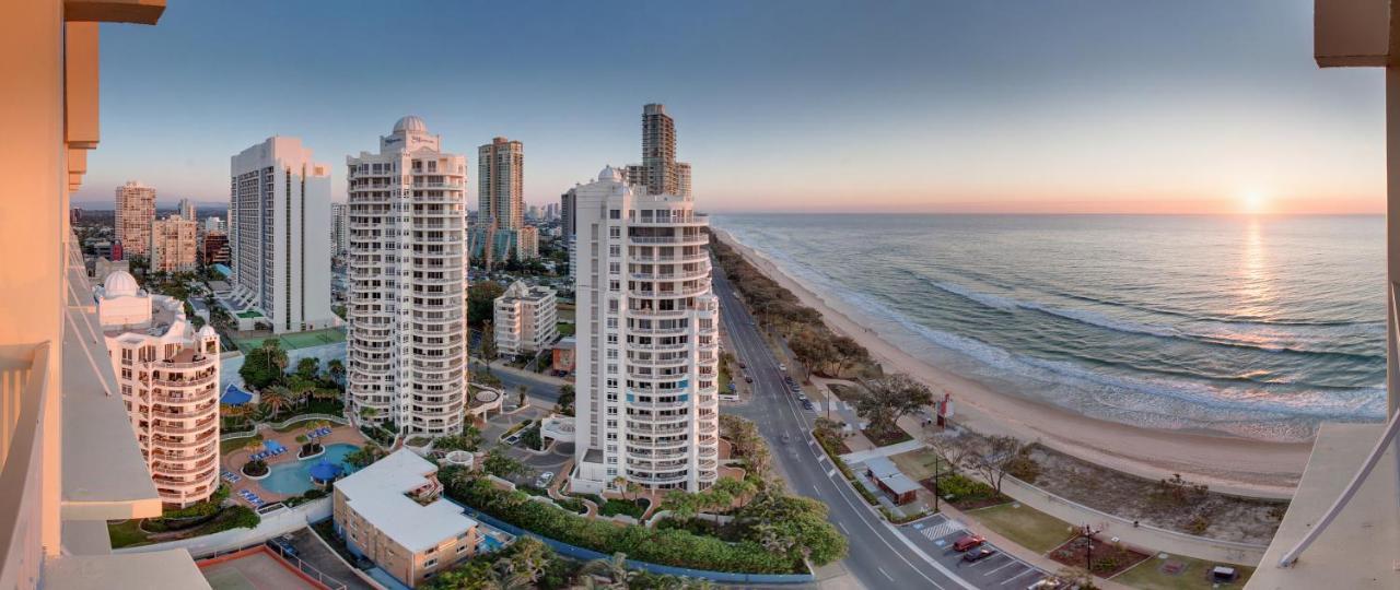 Chateau Beachside Resort Gold Coast Exterior photo