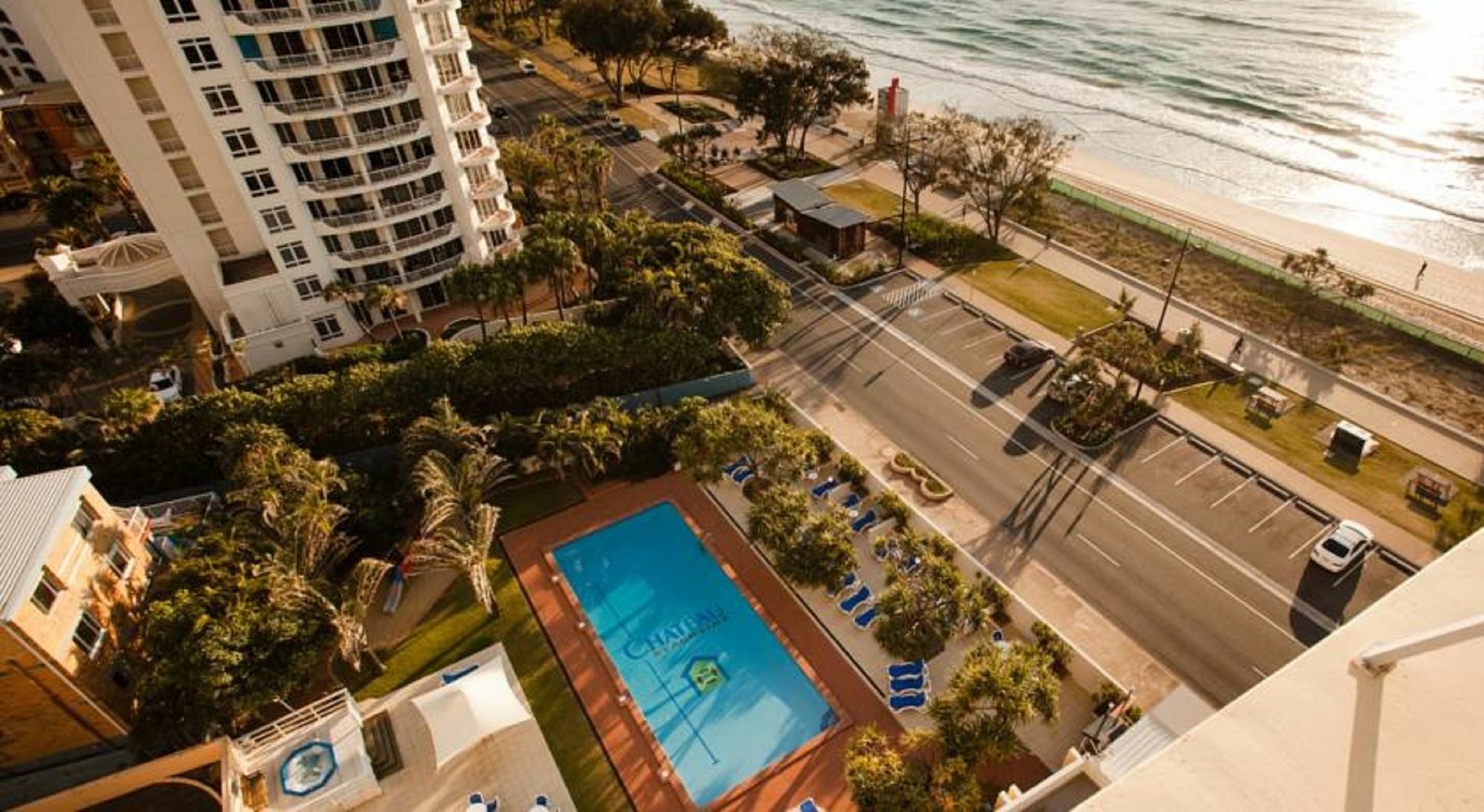 Chateau Beachside Resort Gold Coast Exterior photo